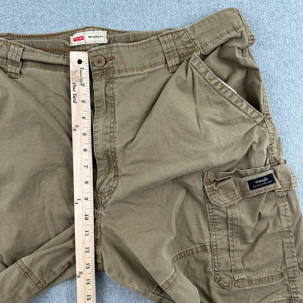 Wrangler Shorts Mens 40 Brown Cargo Relaxed Fit‎ Cotton Stretch Ripstop 40X10